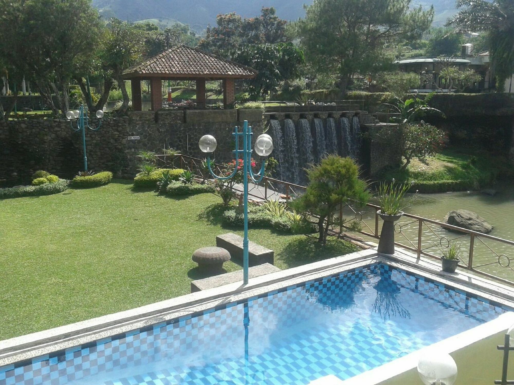 Villa Bukit Danau 치파나스 외부 사진