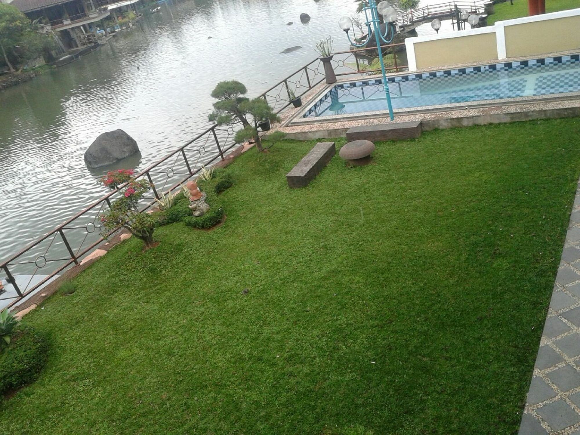 Villa Bukit Danau 치파나스 외부 사진